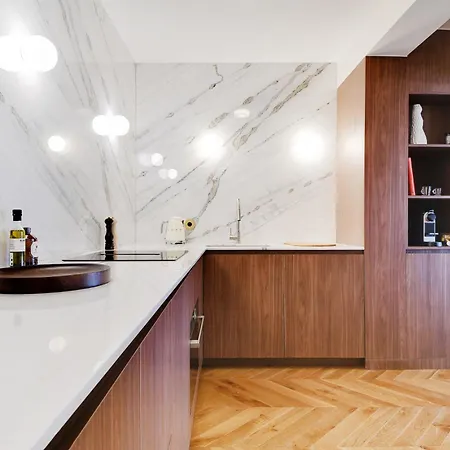 Oniri - Serviced In Saint Germain